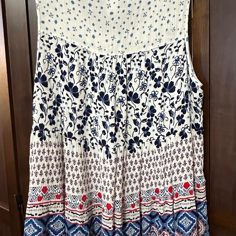 Flowy - Picture 3 of 4